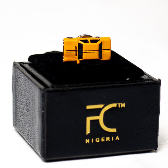 fc-brooch-fiti-yellow-cab_03