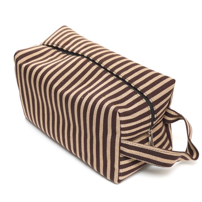 FAB-aso-oke-washbag-large-05-c